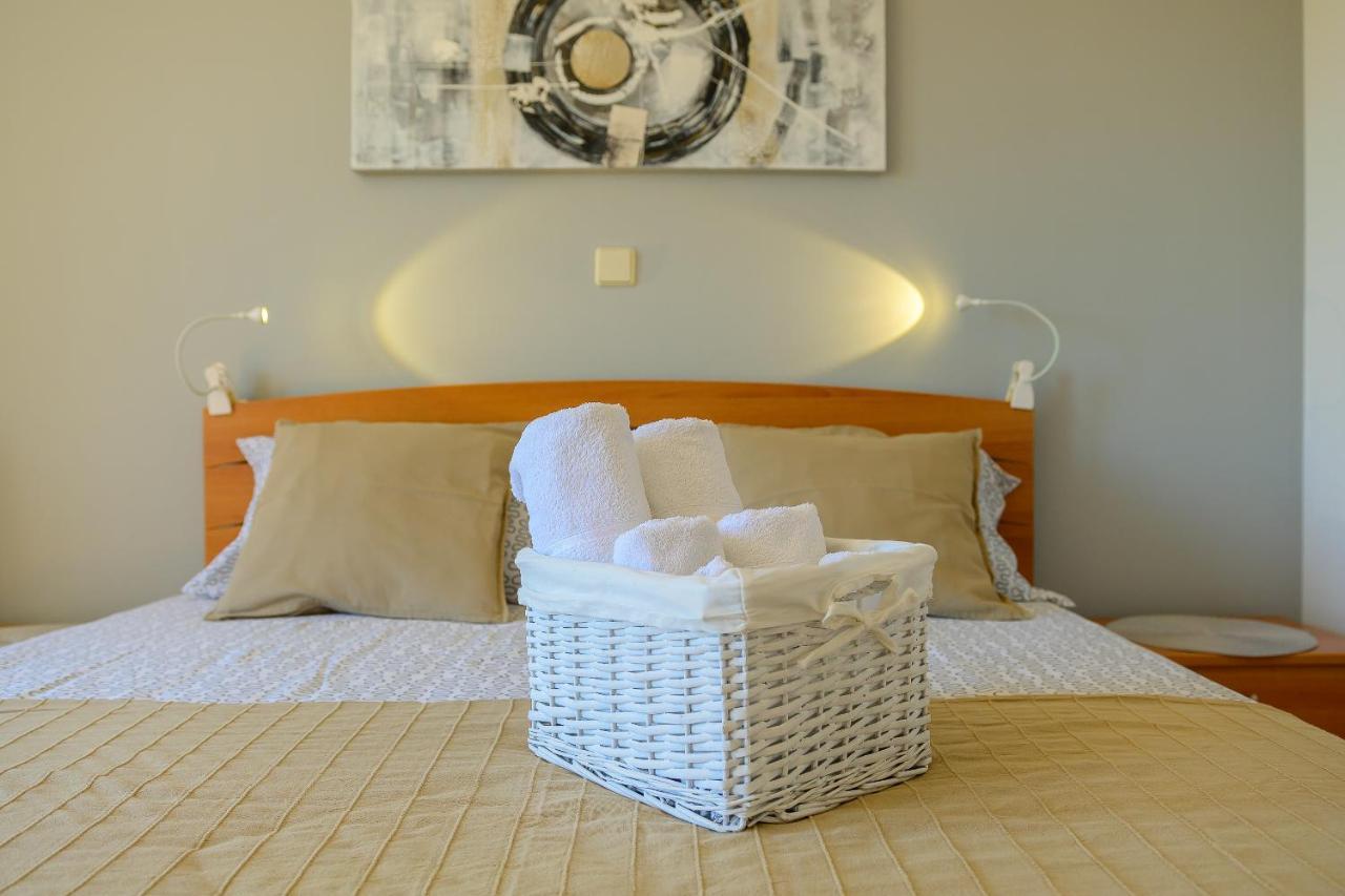 Apartment Vita พูลา ภายนอก รูปภาพ